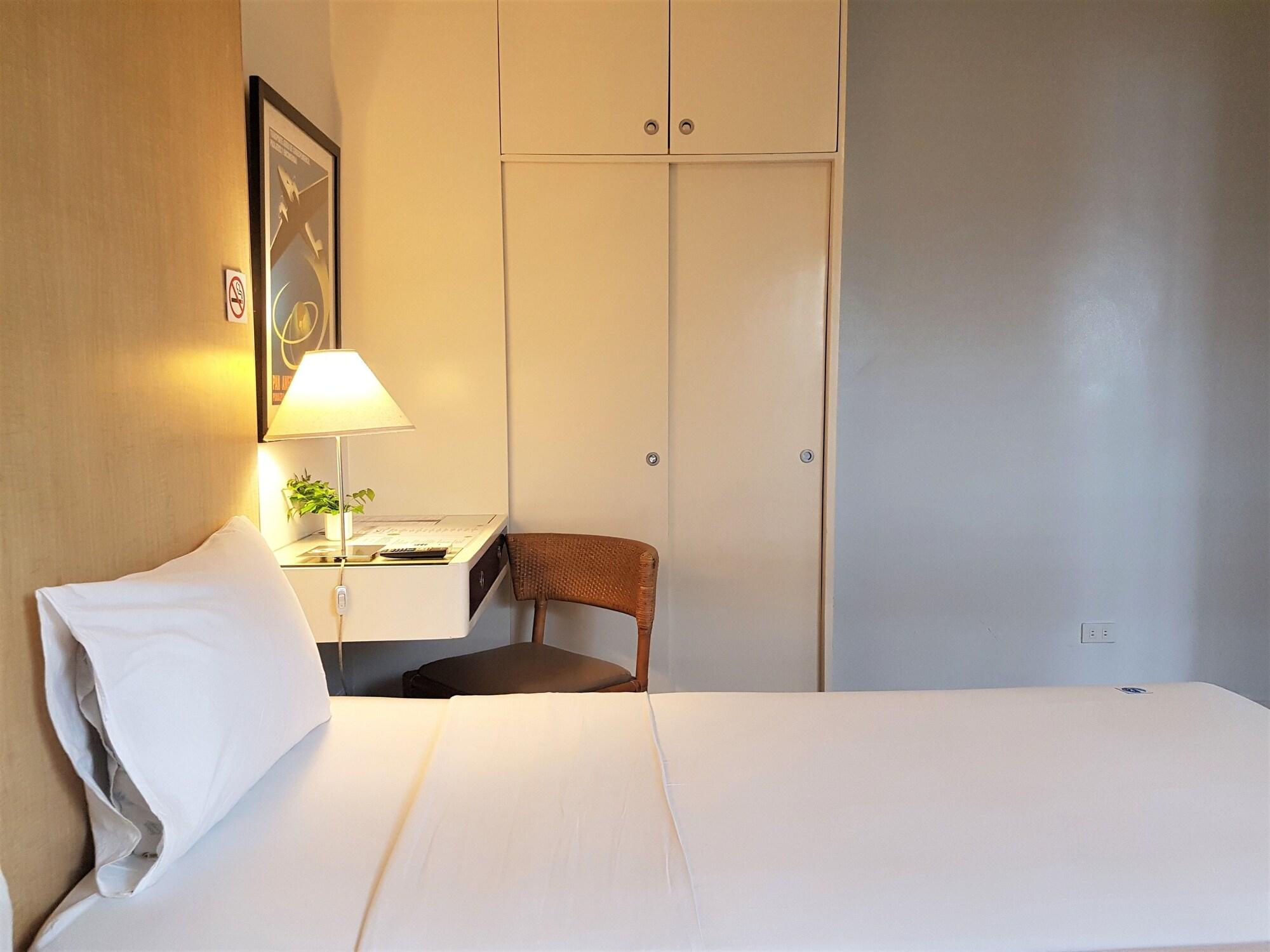 The Clipper House, Poblacion Makati Manila Eksteriør billede